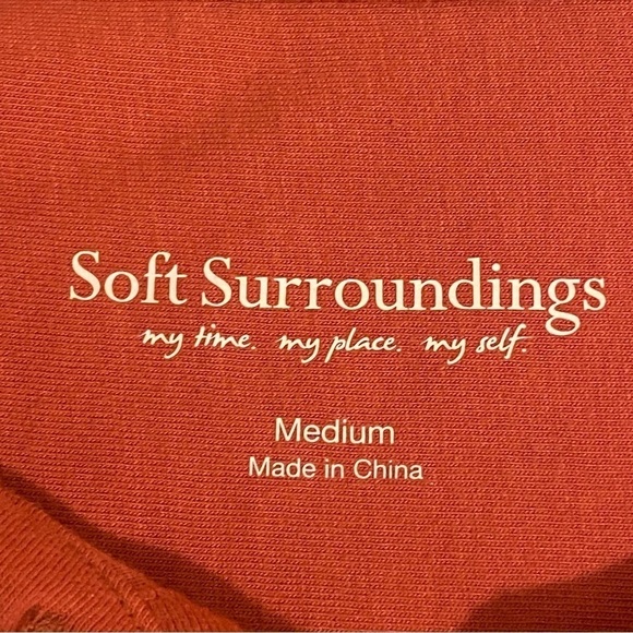 Soft Surroundings Top Womens Size M Orange/Rust  Asymmetric V-Neck Buttons - Picture 9 of 12